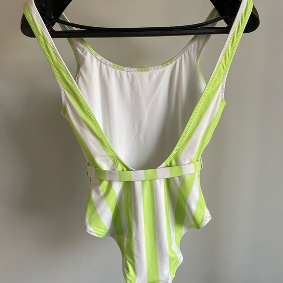 Solid & Striped - One Piece Bathing Suit (The Annemarie Belt 1 inch stripe ) - Picture 2 of 15